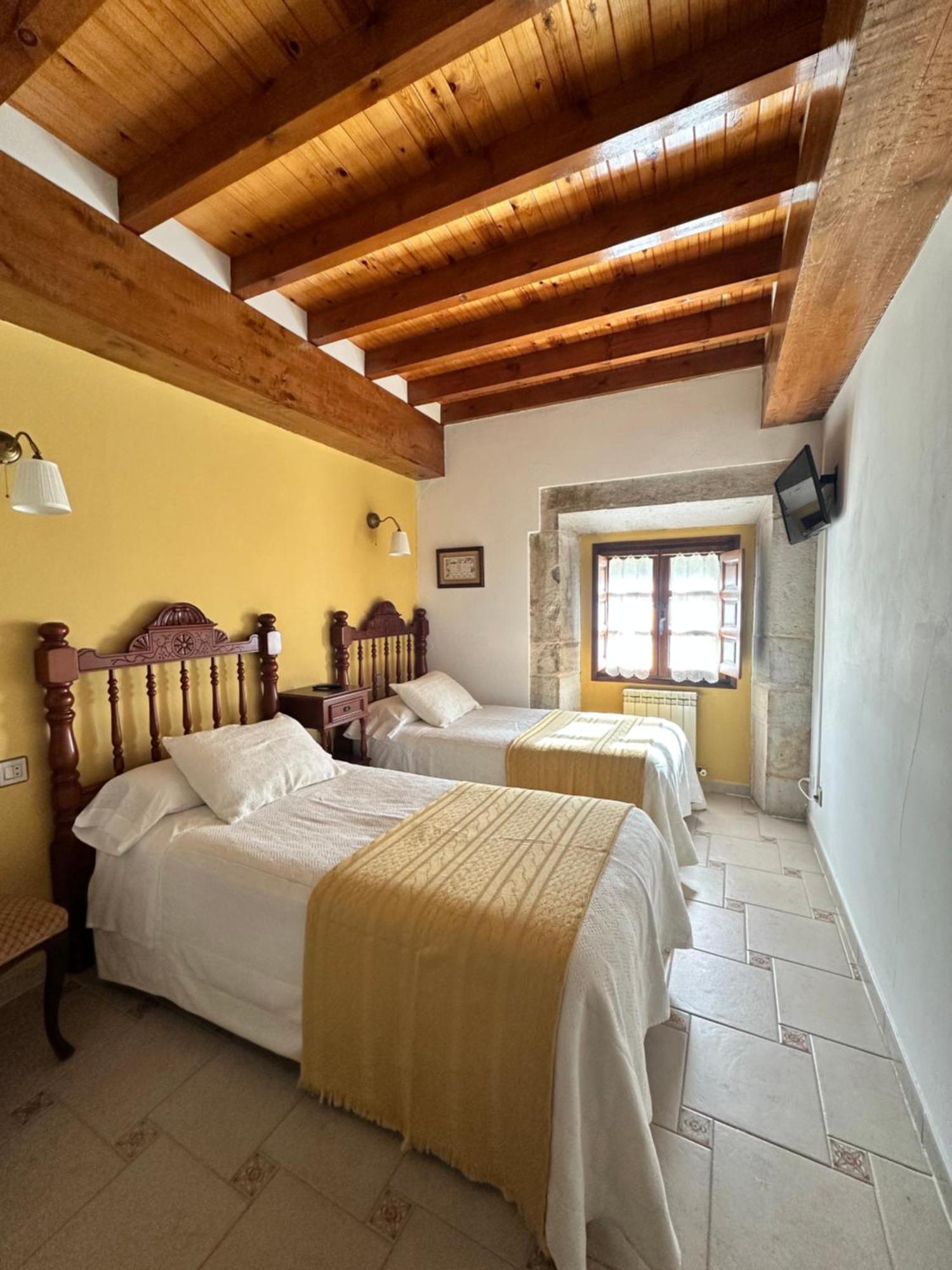 Casa Rural El Torrejon Arenas De Cabrales Exterior foto